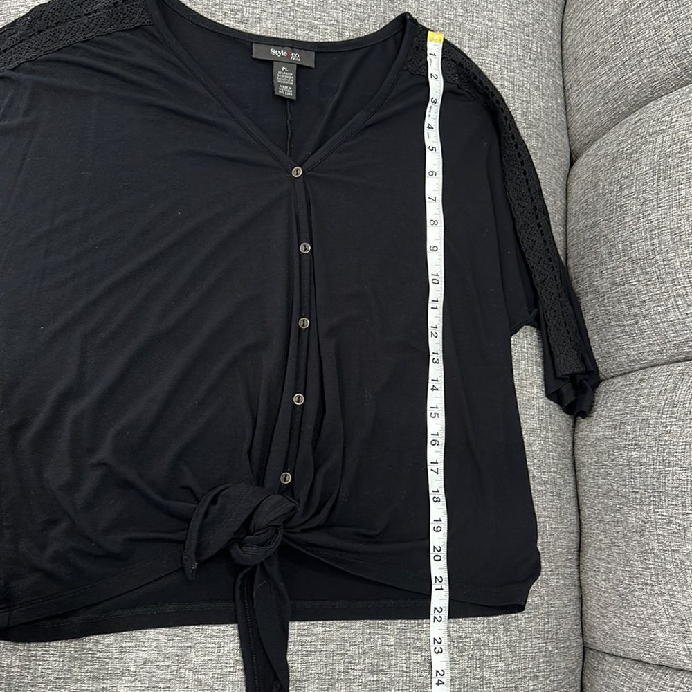 Style&Co Short Sleeve Black Button Down Front Tie Top Sz PL - Picture 10 of 10
